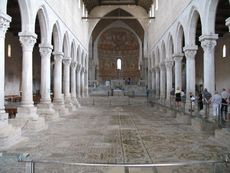 Italien Venetien Aquileia Basilica S. Maria 010.JPG